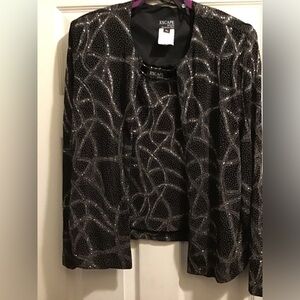 Xscape Black and Silver Blazer with Geometric Pattern